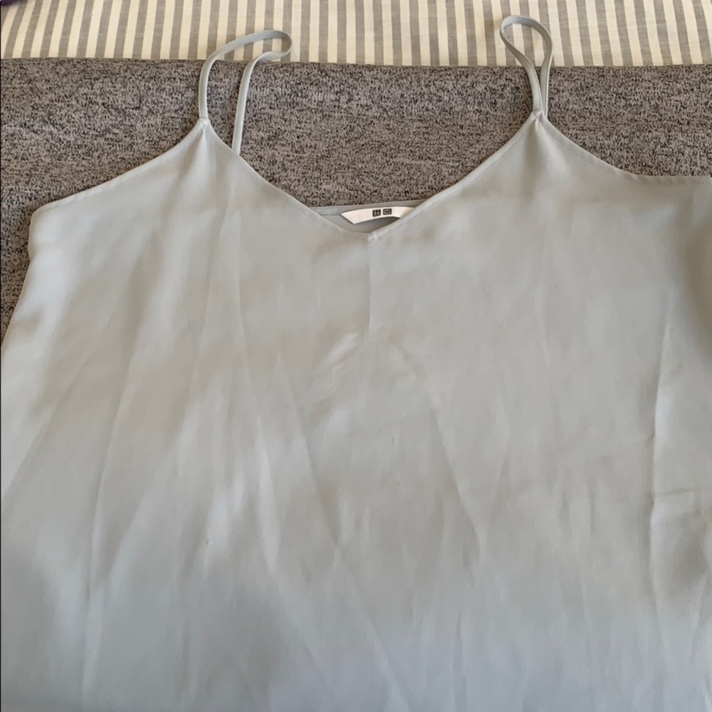 Uniqlo silky blue tank size M